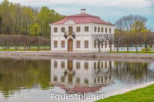 Дворец Марли и Марлинский пруд