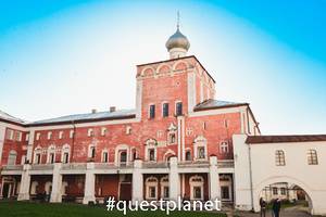 Симоновский корпус с церковью Рождества Христова