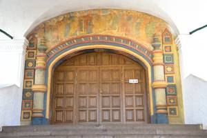 Необычные фрески