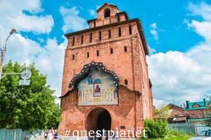 Пятницкие ворота