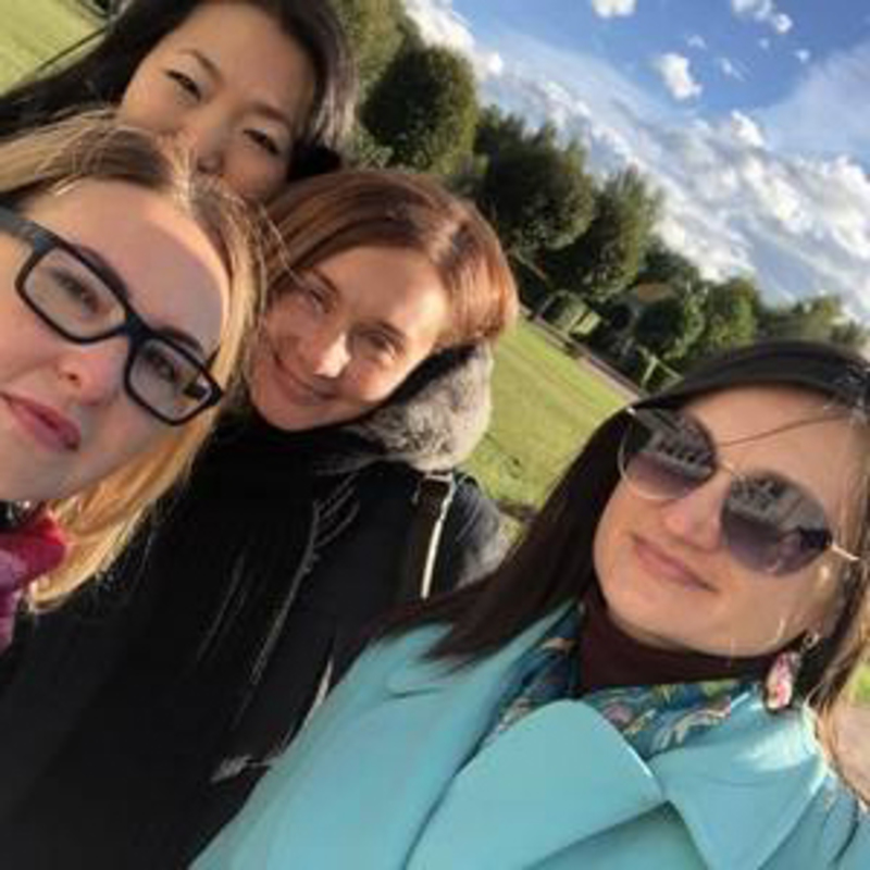 Medium d7b64e58f81c82b        