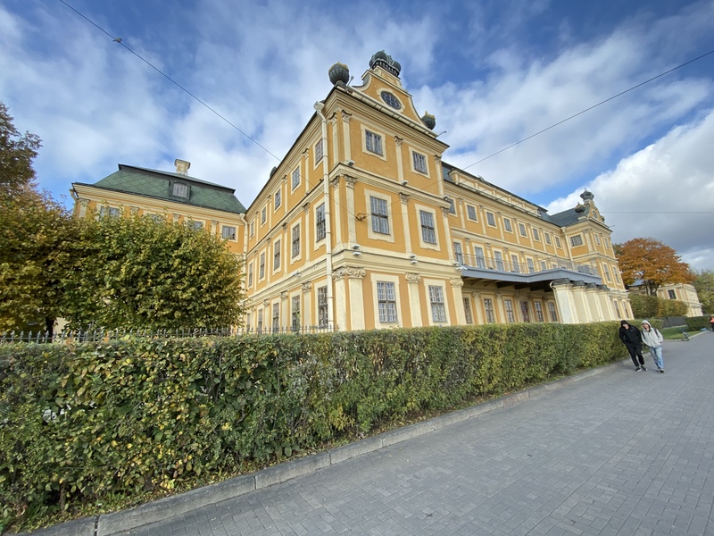 54f37c05 5b96 46de b4ac 00bd48a783b3